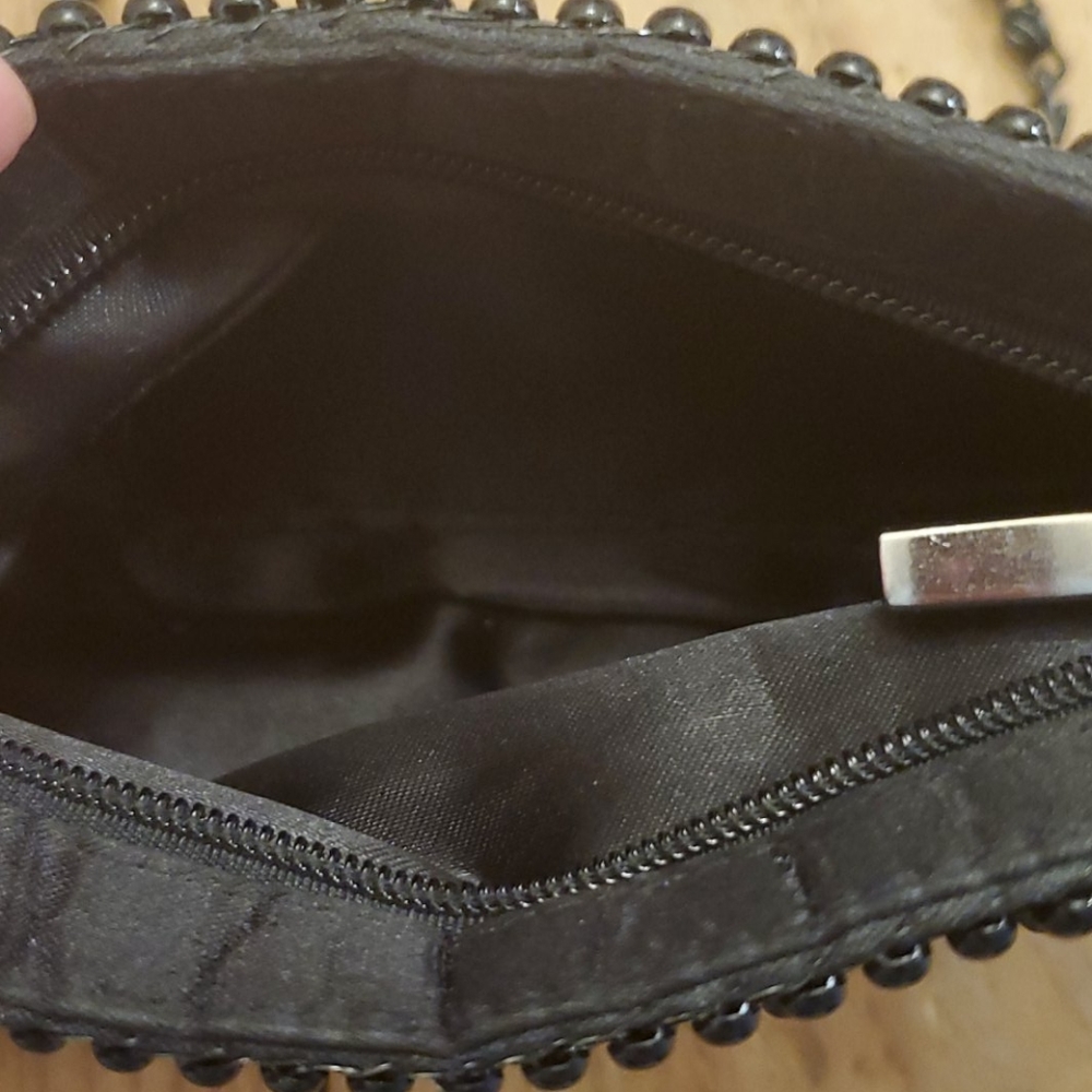Hobnail Purse - Picture 4 of 5